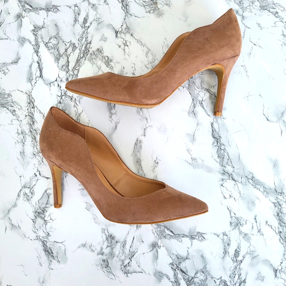 Kelly & Katie Tan Suede Heel Size 10
